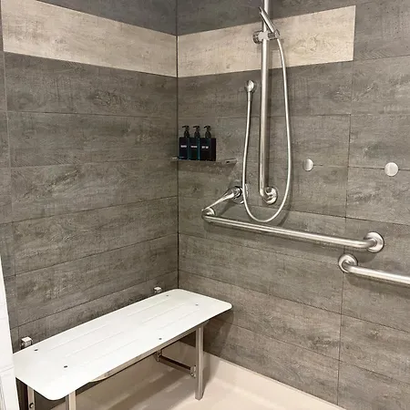 Centre Comfort And Convenience Apartment *