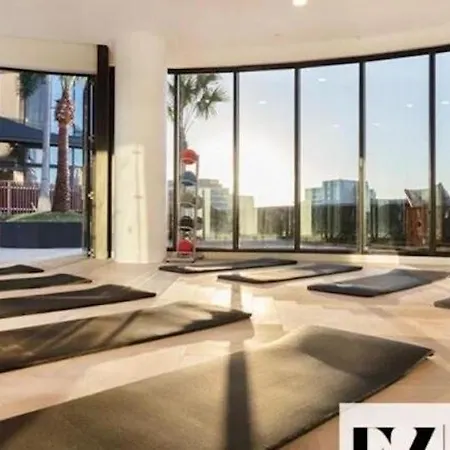 Magical Sunset Sky-view Location In Brisbane, Experience Ever Apartment