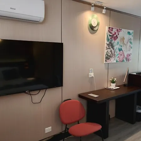 Airway Motel 4*