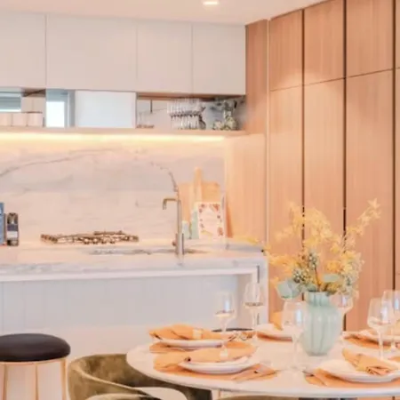 Apartment 2bed Luxe Queens Wharf - Carpark And View *