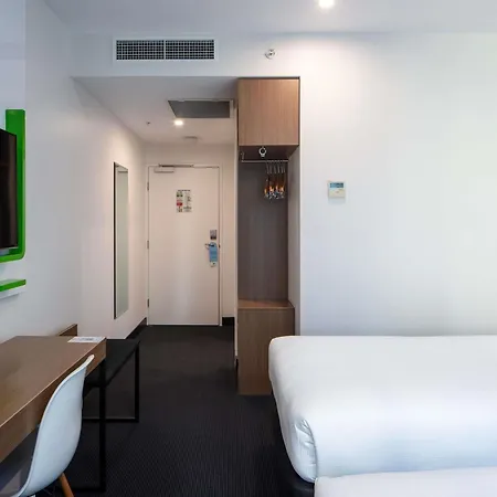 Ibis Styles Elizabeth Street 4*