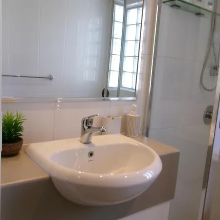 Apartment Merivale In South Two Beds Two Baths One Parking *
