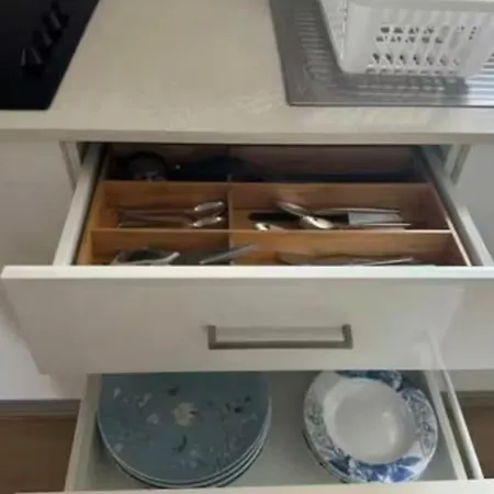 Homestay Granadilla St 2张超大单人床走路到商场公交站 G3 Brisbane