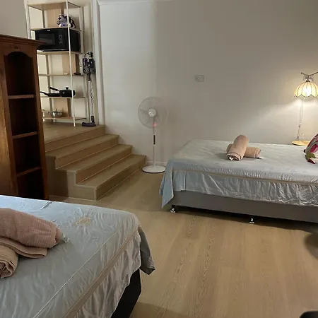 Homestay Granadilla St 超大独立附属公寓g4