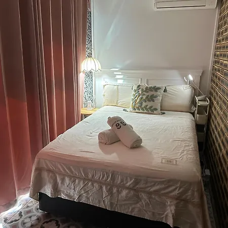 Mains Rd 超大4人带厨房卫浴办公 M1 Homestay Brisbane