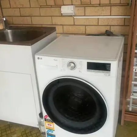 Granadilla St 2张超大单人床走路到商场公交站 G3 Brisbane