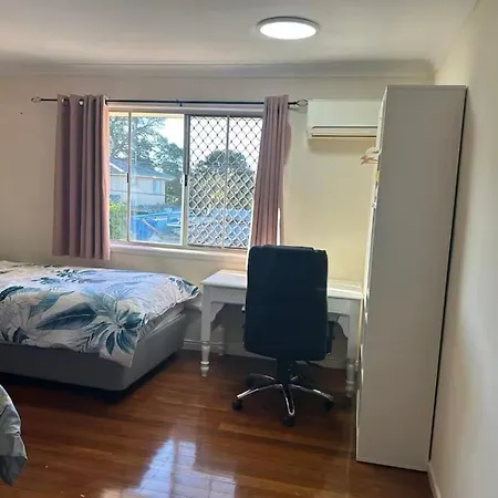 Granadilla St 超大间2张床走路到公交站商场g2 Homestay