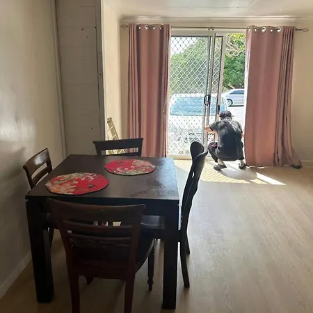 Homestay Granadilla St 超大独立附属公寓g4 Brisbane