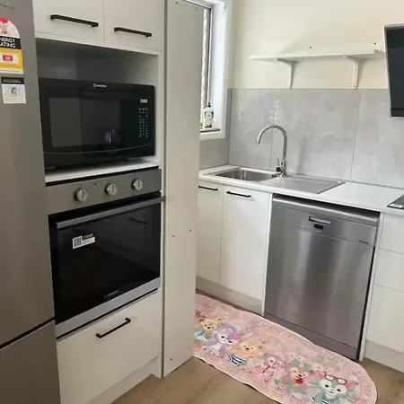 Granadilla St 超大间2张床走路到公交站商场g2 Homestay