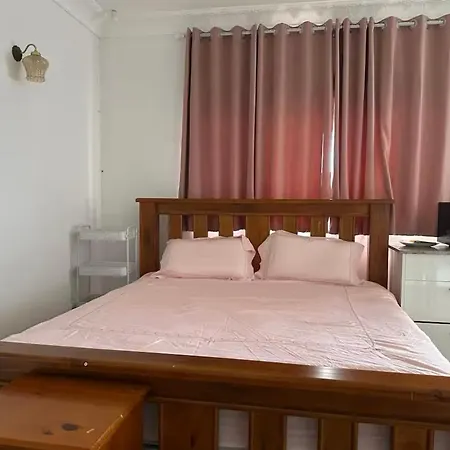 Homestay Mains Rd 超大4人带厨房卫浴办公 M1 Brisbane
