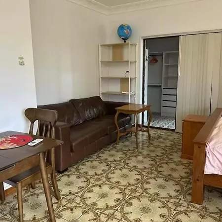 Mains Rd 超大4人带厨房卫浴办公 M1 * Brisbane