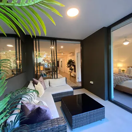 Luxe Retreat 2 Bed Unit - Airport 13mins, Free Parking, Train, Bus, Parks Nearby Brisbane