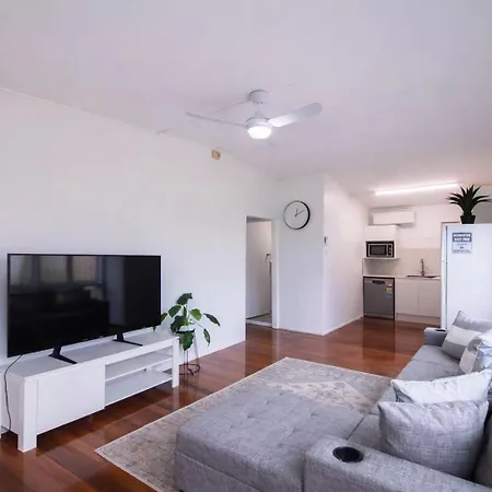 Entire New Renovated 2bedrm Unit Next To Southbank *
