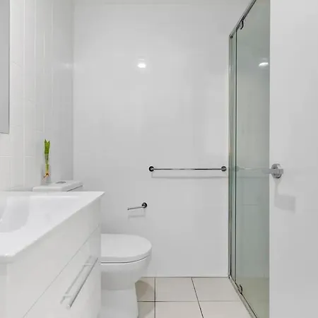 Apartment Stylish 2br In Soda Views Parking Brisbane