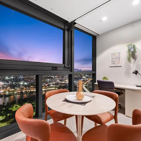 Diamonds Are Forever 1bed-1bath-parking-views