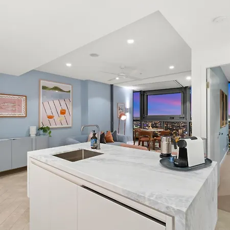 Diamonds Are Forever 1bed-1bath-parking-views Apartment *