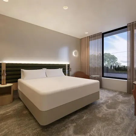 Adina Chermside Hotel 4*