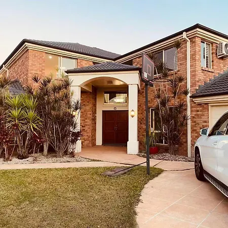 Carindale Family Home, Private Pool, Leisure Brisbane