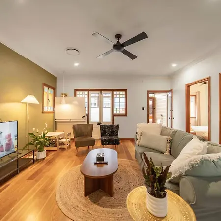 3br Charming Queenslander Mins Drive To Cbd And Gabba Stadium! Holiday home *