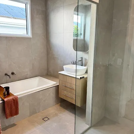 Luxury Townhouse With Sauna, Peloton And Workspace Holiday home *