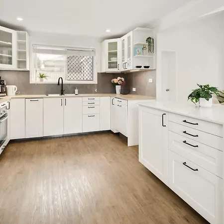 Spacious 4br 3 Bathroom Sunnybank Retreat Brisbane