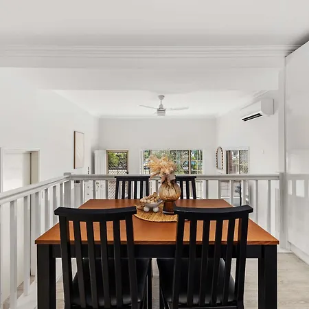 Pool & Tennis Court 3br Bright Mt Gravatt Retreat * Brisbane