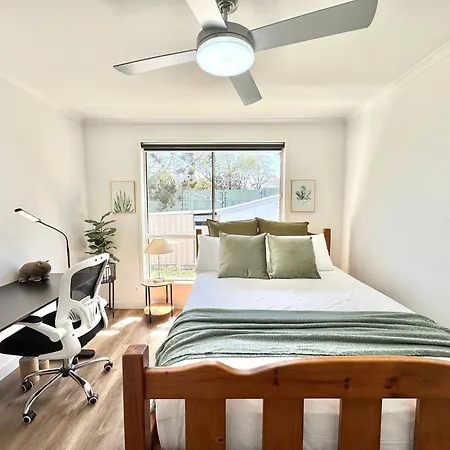 In Belmont | Easy To & Airport Brisbane