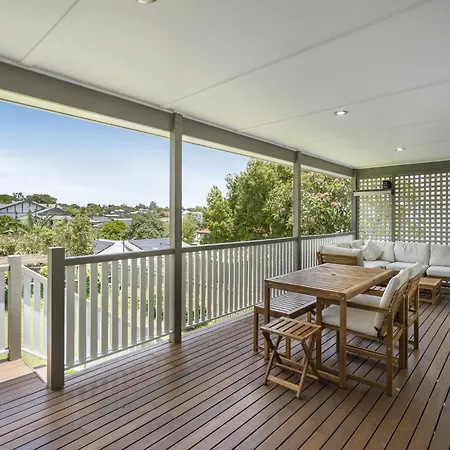 Bright 3-bed In Leafy Annerley Holiday home Brisbane