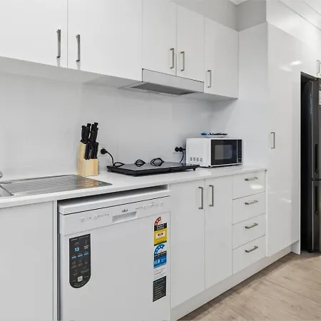 Holiday home Spacious 3br In Quiet Tarragindi Location