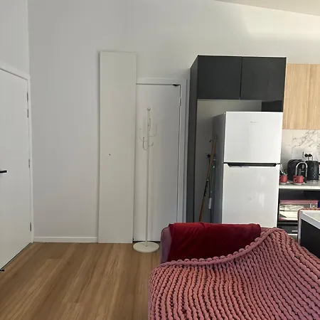 Cherrie & Court Yard Private Pet Friendly Free Parking Guest house 3*