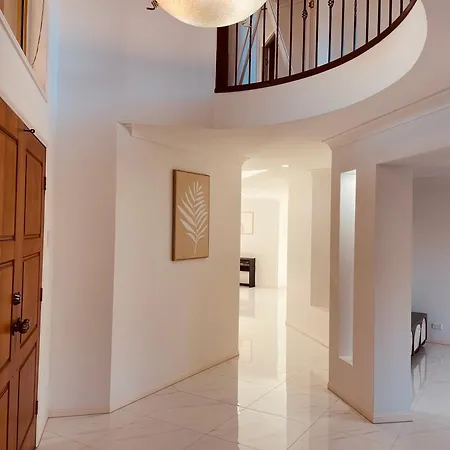 Carindale Family Home, Private Pool, Leisure *