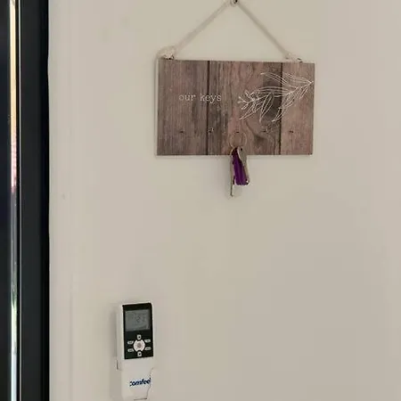 Self Contained 1br Near Pinelands Centre 3*