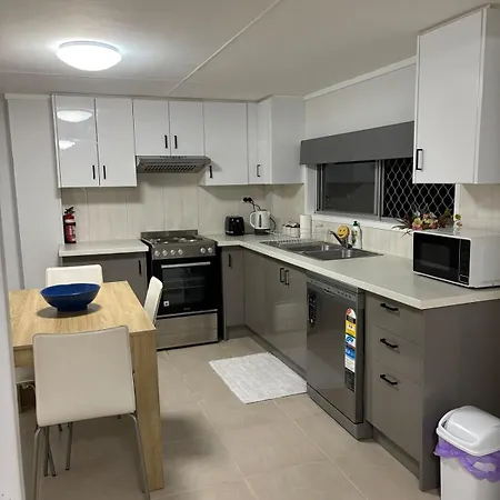 Family Friendly One Bedroom Holiday home Brisbane
