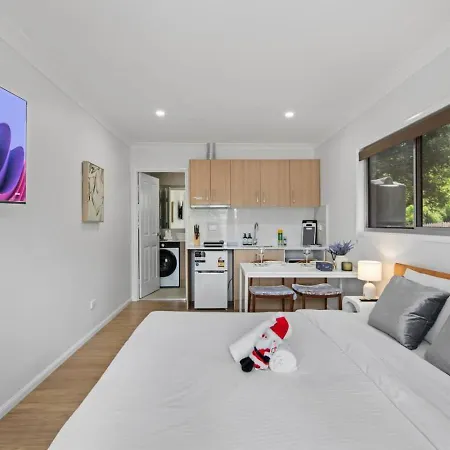 1br Walk To Westfield For Solo Brisbane