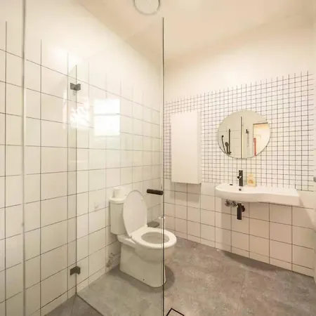 Holiday home 3br Charming Queenslander Mins Drive To Cbd And Gabba Stadium! Brisbane