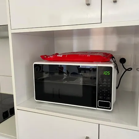 Modern 3bdr Townhouse In Bellbird Park