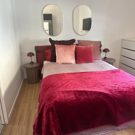 Guest house Cherrie & Court Yard Private Pet Friendly Free Parking Brisbane