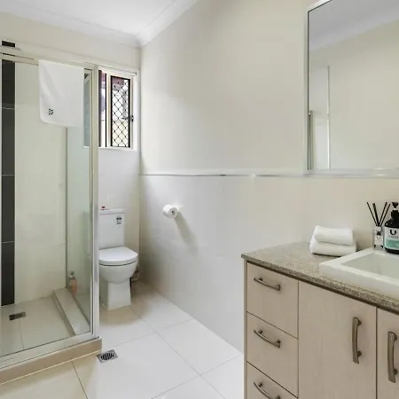 Spacious 4br Family In Inala Quiet Street *