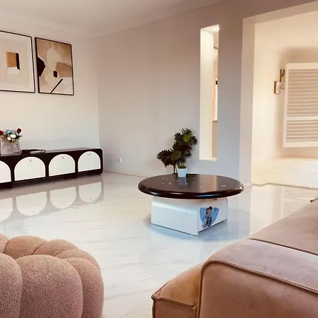 Villa Carindale Family Home, Private Pool, Leisure Brisbane