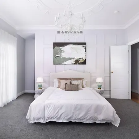 6mil Luxe Hilltop 6 Bedroom Heritage Mansion