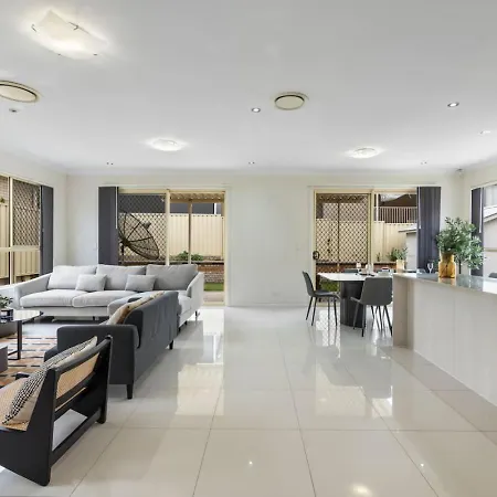 Spacious 4br Family In Inala Quiet Street *
