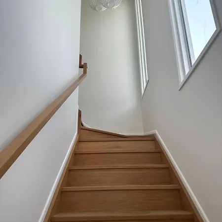 Holiday home Luxury Townhouse With Sauna, Peloton And Workspace *