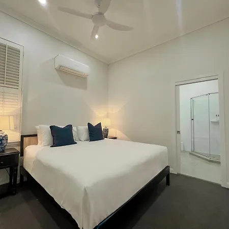 4bdr Queenslander With Pool Near Manly Esplanade