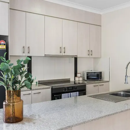 Spacious 4br Family In Inala Quiet Street *