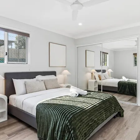 Holiday home Spacious 3br In Quiet Tarragindi Location Brisbane