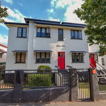Stylish 2br Walk To South Bank & West End Holiday home *