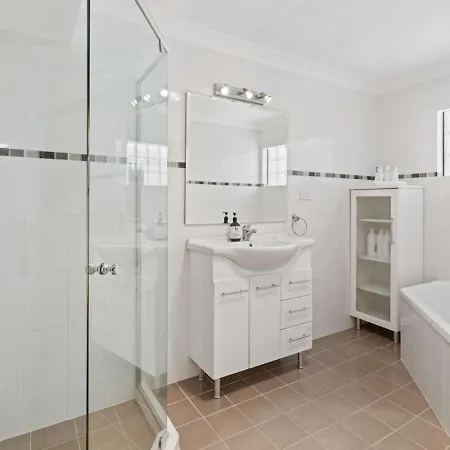 Spacious 4br Family In Sunnybank Holiday home Brisbane