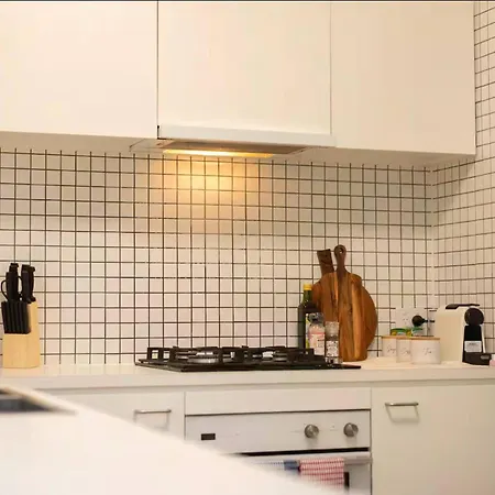 Holiday home 3br Charming Queenslander Mins Drive To Cbd And Gabba Stadium! *