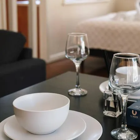 Holiday home Warm And Cozy Retreat Near Shops And Transport