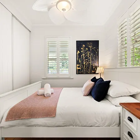 Holiday home 1920s Near Paddington And Cbd Brisbane